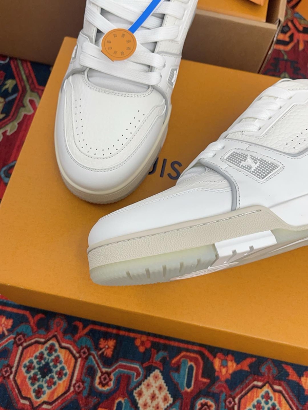 ルイヴィトン靴細部ディテール